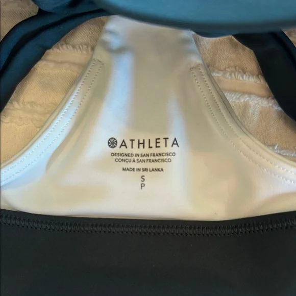 SOLD - Athleta Green and White Racerback Sports Bra - Picture 3 of 4
